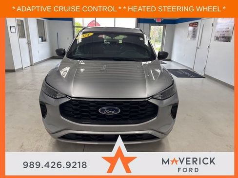 Used 2024 Ford Escape ST-Line w/ Tech Pack #1 AWD/4WD image 2