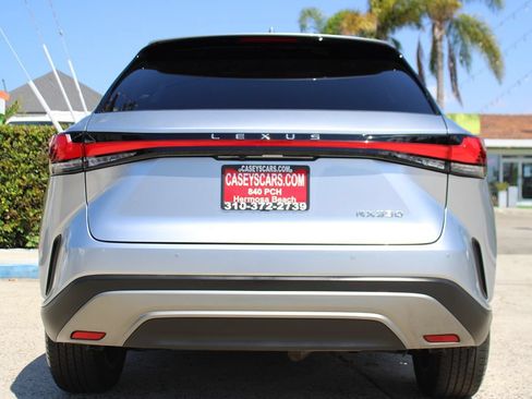Used 2025 Lexus RX 350 Premium w/ Accessory Package FWD image 5