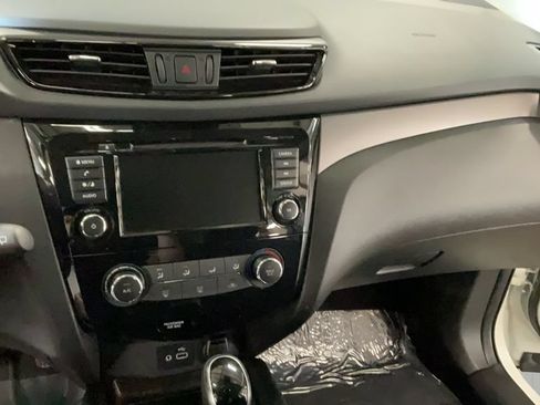 Used 2020 Nissan Rogue Sport S FWD image 23