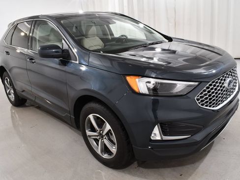 Used 2024 Ford Edge SEL w/ Convenience Package AWD/4WD image 5