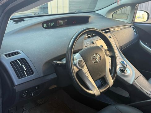Used 2012 Toyota Prius Four image 13