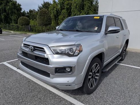 Used 2021 Toyota 4Runner Limited AWD/4WD image 2