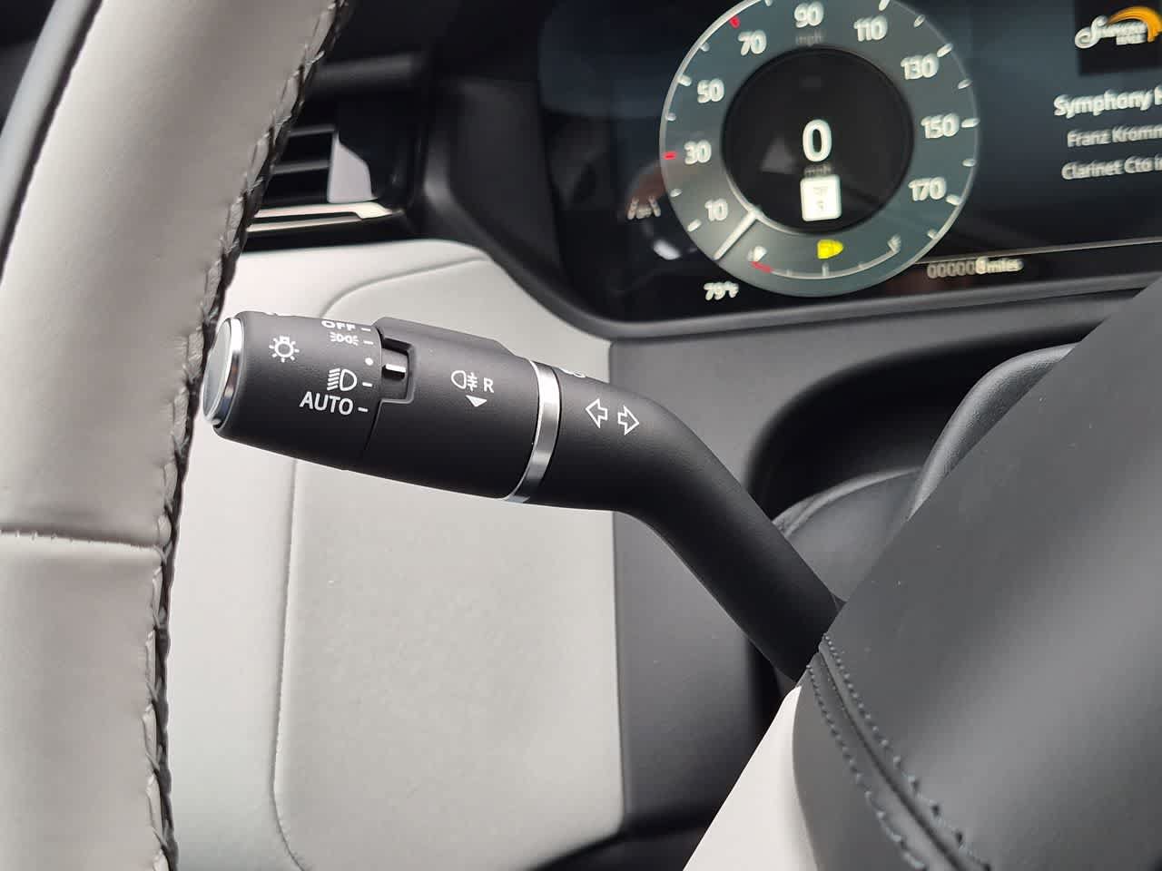 New 2026 Land Rover Range Rover Velar S AWD/4WD image 28