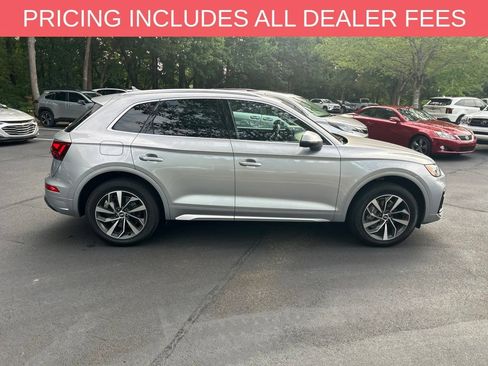 Used 2021 Audi Q5 2.0T Premium Plus w/ Premium Plus Package AWD/4WD image 9