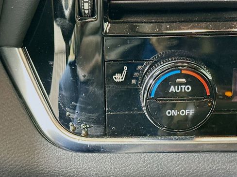 Certified 2023 Nissan Rogue SV w/ SV Premium Package image 29