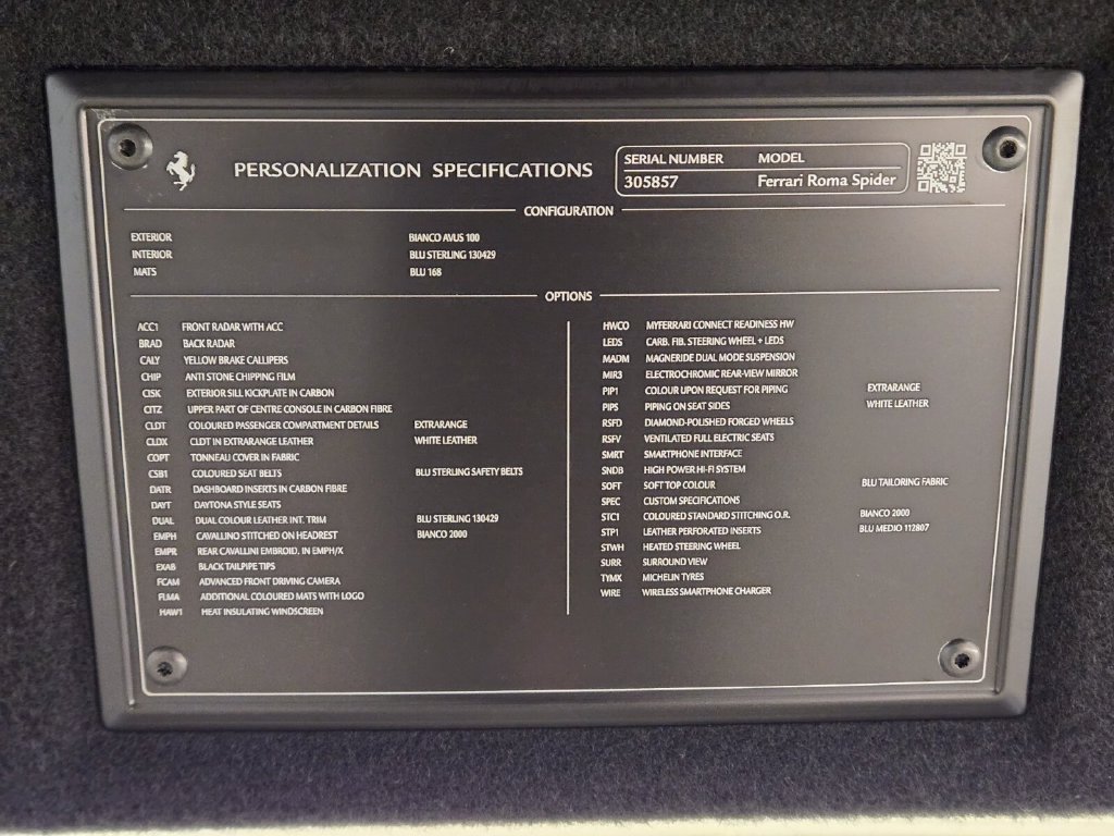 Used 2024 Ferrari Roma Spider RWD image 21