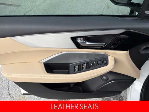 Used 2025 Acura MDX FWD image 18