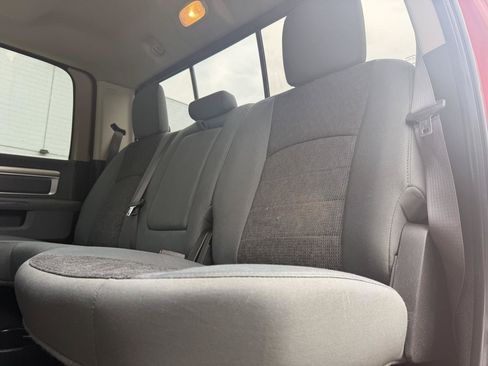 Used 2019 RAM 1500 Big Horn AWD/4WD image 9