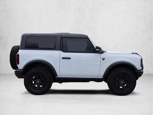 Used 2022 Ford Bronco Badlands AWD/4WD image 4
