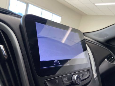 Used 2024 Chevrolet Malibu LT image 28