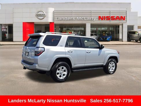 Used 2024 Toyota 4Runner SR5 AWD/4WD image 3