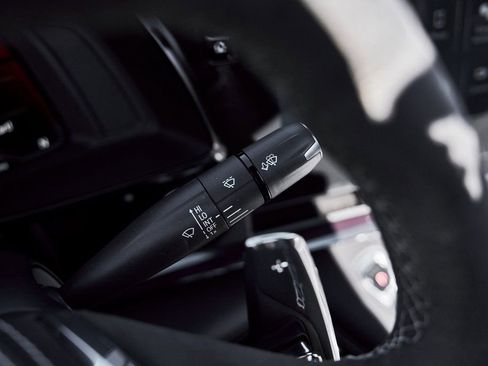 Used 2024 Chevrolet Corvette Stingray Premium Conv w/ Z51 Performance Package image 55