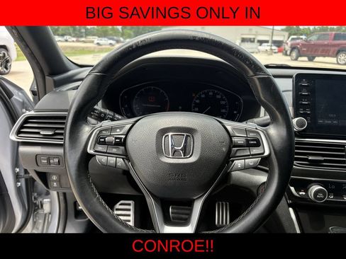 Used 2019 Honda Accord Sport image 15