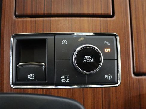 Used 2020 Lincoln Navigator L Reserve w/ Luxury Package image 26