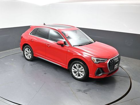 Used 2025 Audi Q3 2.0T Premium AWD/4WD image 45