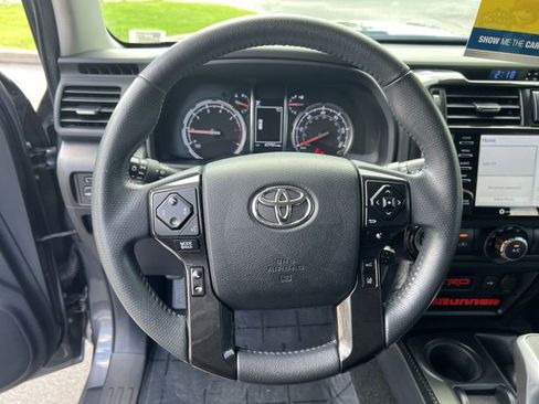 Used 2021 Toyota 4Runner TRD Off-Road Premium w/ Moonroof Package AWD/4WD image 12