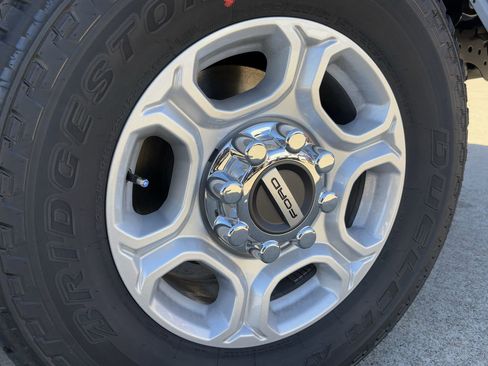 New 2026 Ford F250 XLT w/ FX4 Off-Road Package image 40