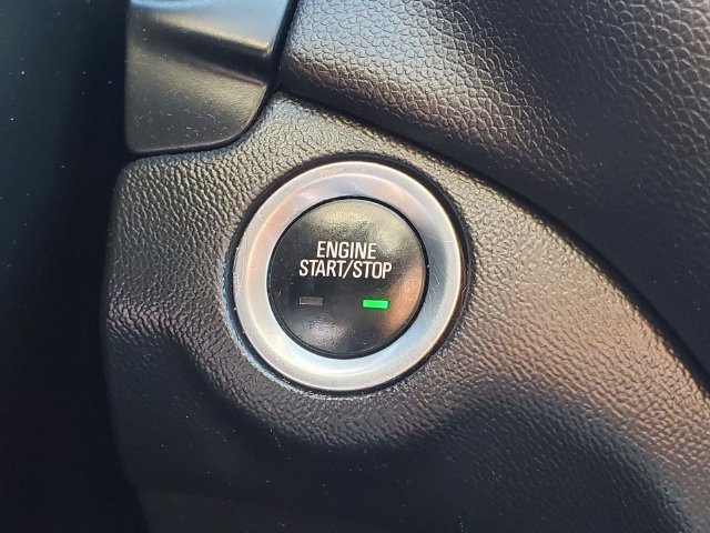 Used 2020 Chevrolet Equinox LT FWD image 18