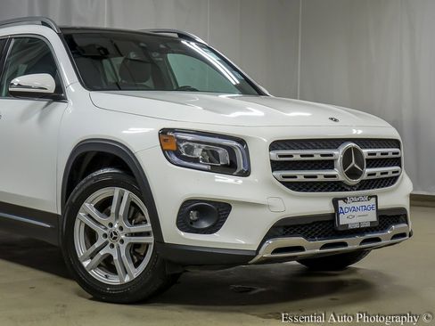 Used 2023 Mercedes-Benz GLB 250 GLB 250 image 3