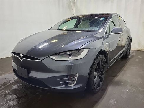 Used 2020 Tesla Model X Long Range AWD/4WD image 5