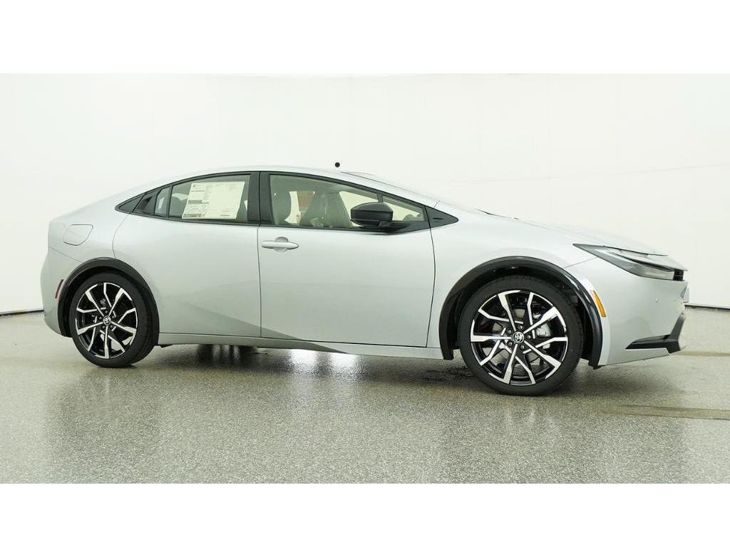New 2026 Toyota Prius Plug-In Hybrid FWD image 28