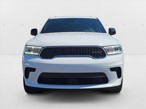 Used 2023 Dodge Durango SXT Launch Edition image 2