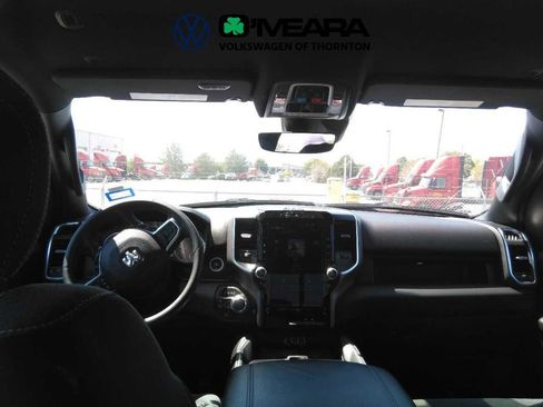Used 2025 RAM 1500 Big Horn AWD/4WD image 7