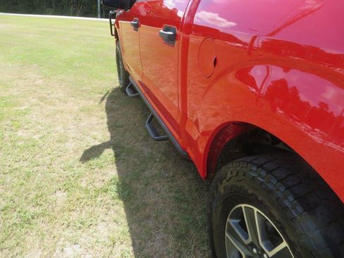 Used 2020 Ford F150 XL w/ Equipment Group 101A Mid AWD/4WD image 10