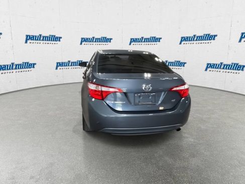 Used 2015 Toyota Corolla LE FWD image 9
