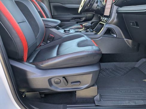 Certified 2025 Ford Ranger Raptor image 38