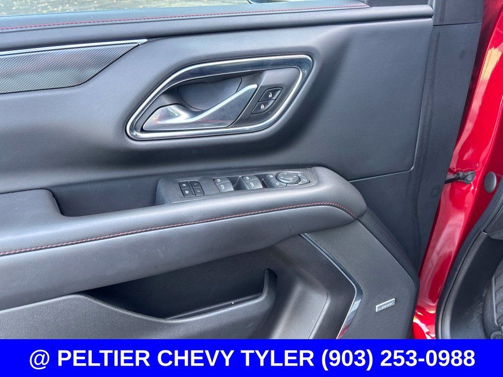 Used 2022 Chevrolet Tahoe RST w/ Luxury Package RWD image 12