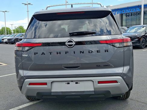Used 2023 Nissan Pathfinder SL w/ Lighting Package (N92) AWD/4WD image 5