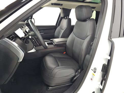 Certified 2025 Land Rover Range Rover Long Wheelbase SE AWD/4WD image 17