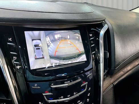 Used 2015 Cadillac Escalade Premium AWD/4WD image 14