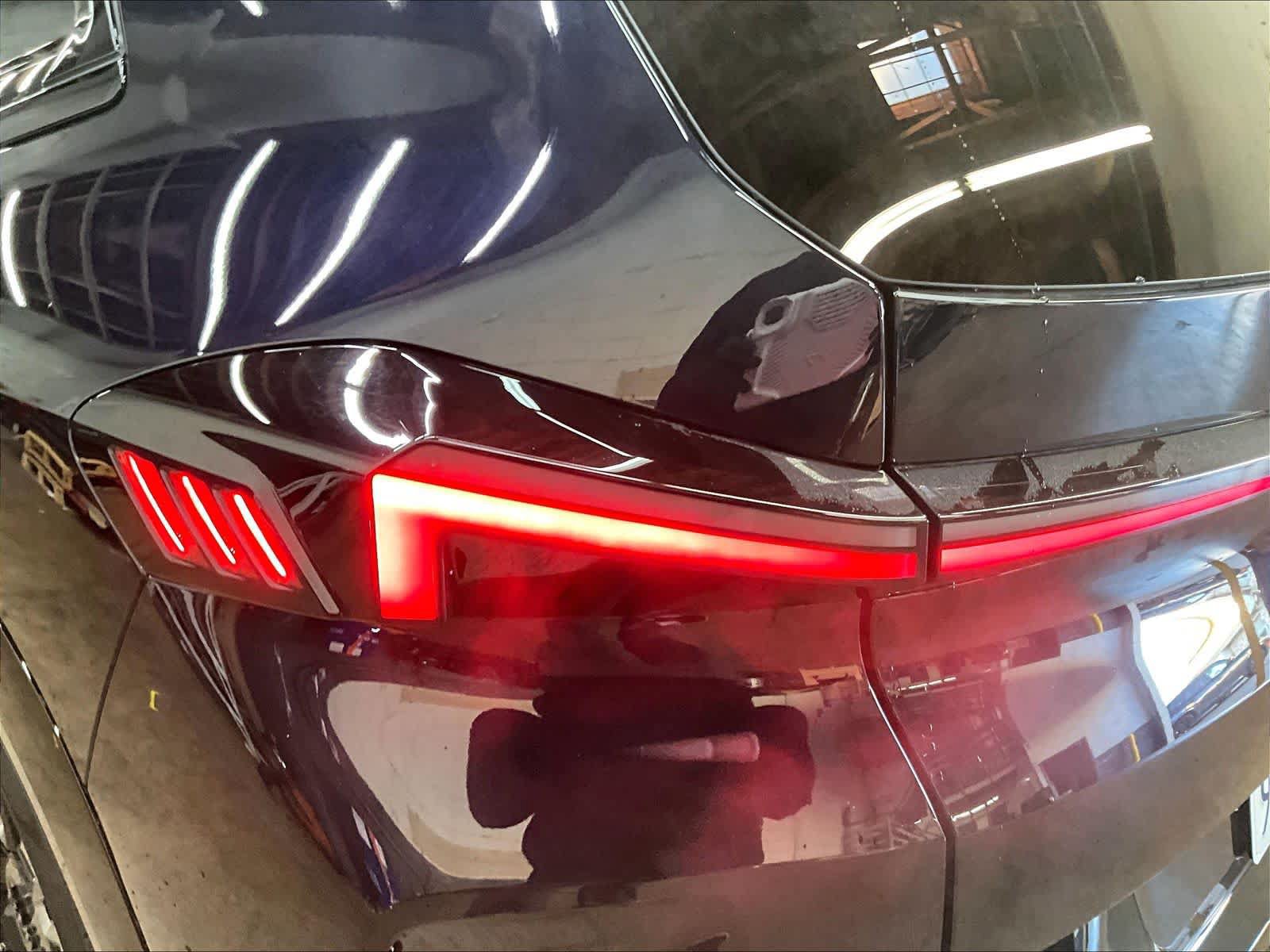 Used 2023 BMW XM AWD/4WD image 31