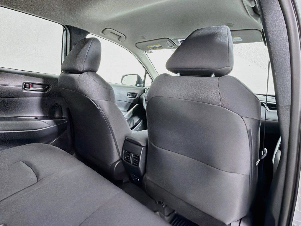 Used 2026 Toyota Corolla Cross LE FWD image 27