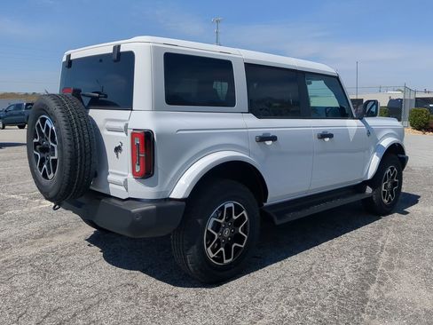 New 2026 Ford Bronco Outer Banks image 3