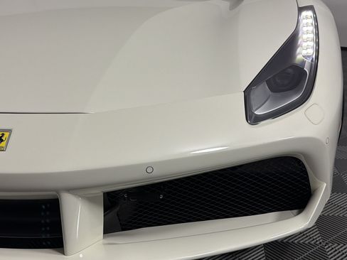 Used 2017 Ferrari 488 Spider RWD image 11