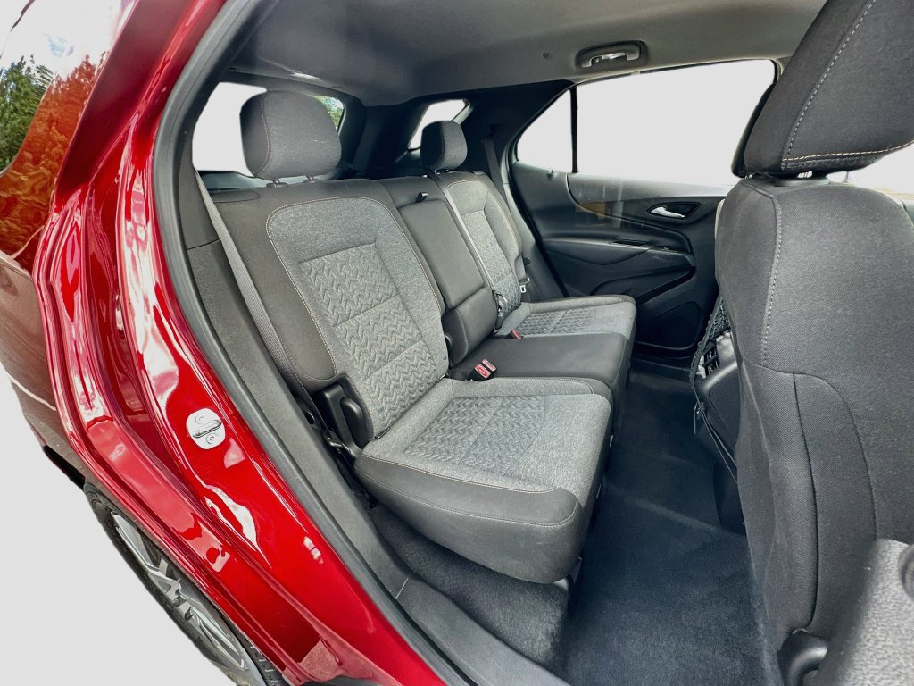 Used 2023 Chevrolet Equinox LT FWD image 24