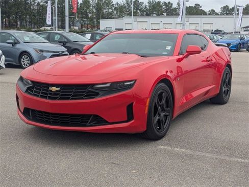 Used 2023 Chevrolet Camaro LT image 7