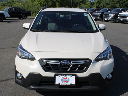 Used 2023 Subaru Crosstrek 2.0i Premium AWD/4WD image 23