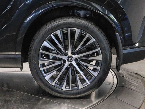 Used 2024 Lexus RX 350 w/ Convenience Package AWD/4WD image 10