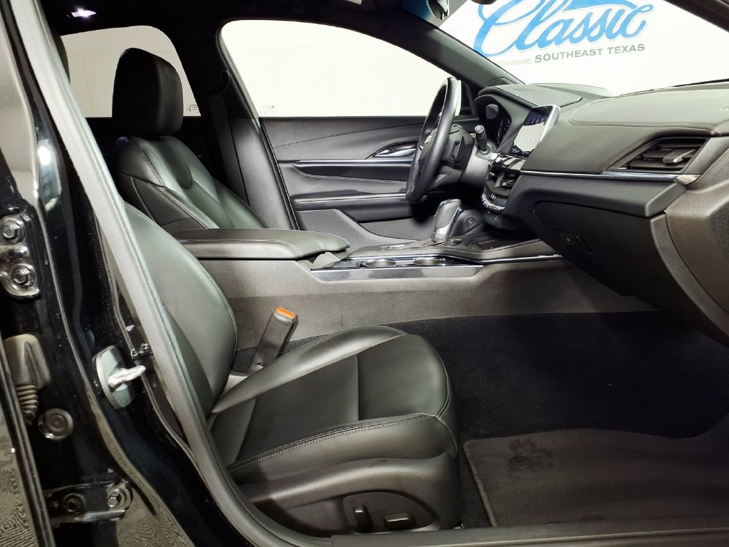 Used 2024 Cadillac CT4 Luxury w/ Sun And Sound Package RWD image 11