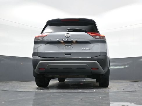 Used 2021 Nissan Rogue SL w/ Premium Package image 23