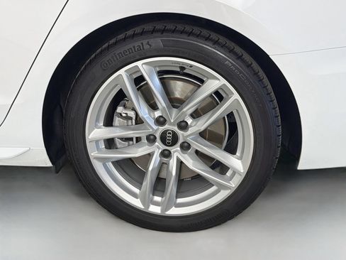 Used 2023 Audi A4 2.0T Premium w/ Convenience Package AWD/4WD image 31