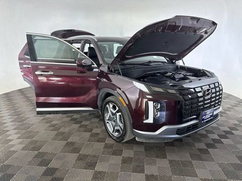 Used 2023 Hyundai Palisade Limited w/ Cargo Package FWD image 16
