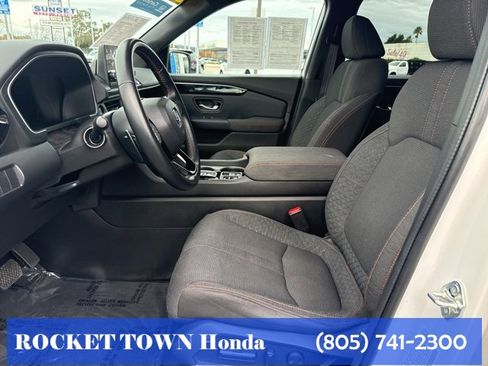Used 2024 Honda Pilot Sport image 18