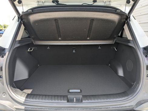 New 2026 Kia Seltos SX w/ SX Sunroof Package image 16