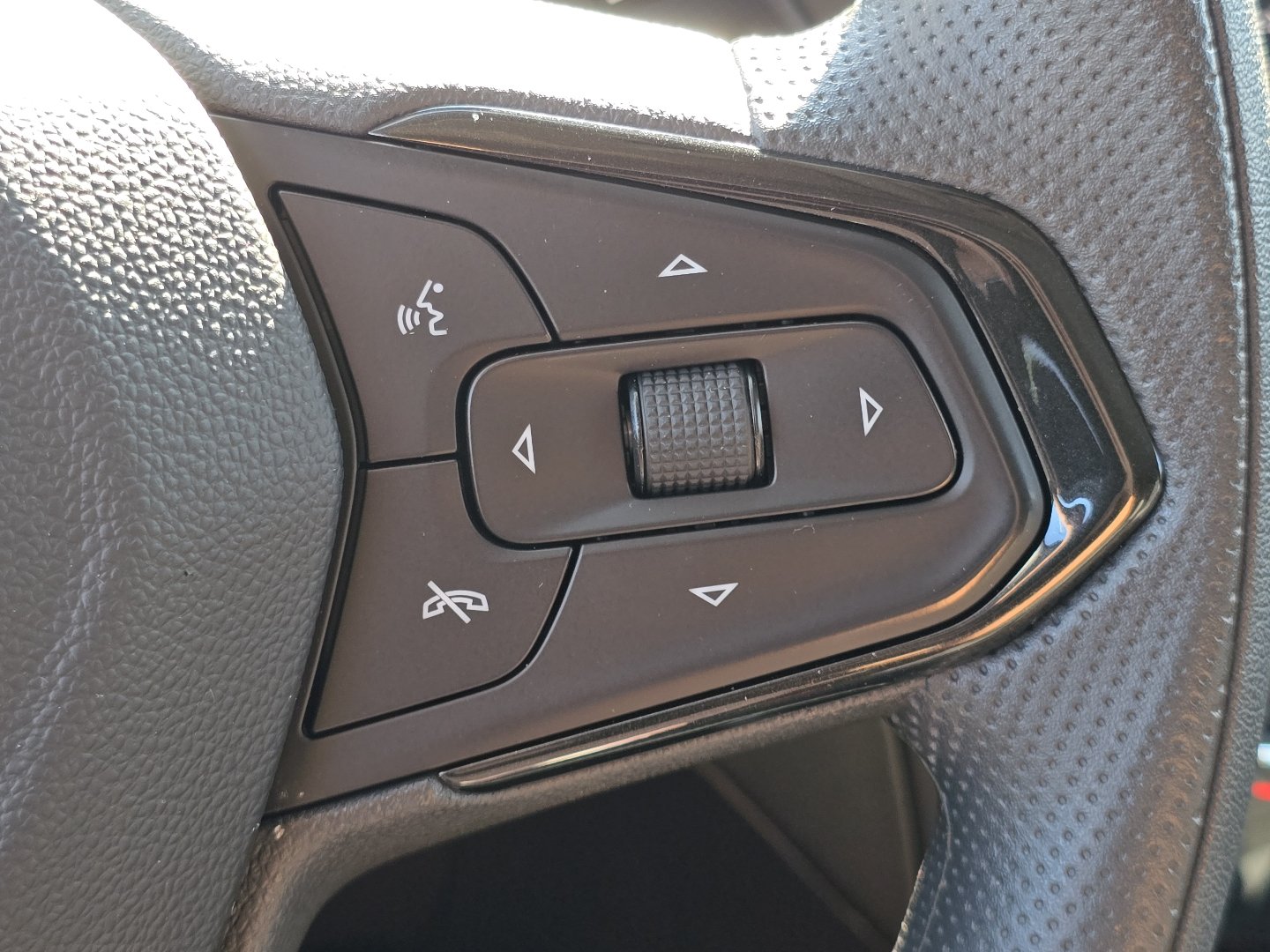Certified 2022 Chevrolet TrailBlazer LT AWD/4WD image 12