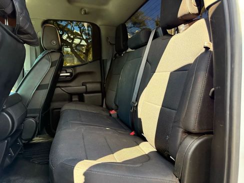 Used 2019 GMC Sierra 1500 4x4 Double Cab w/ Convenience Package image 12